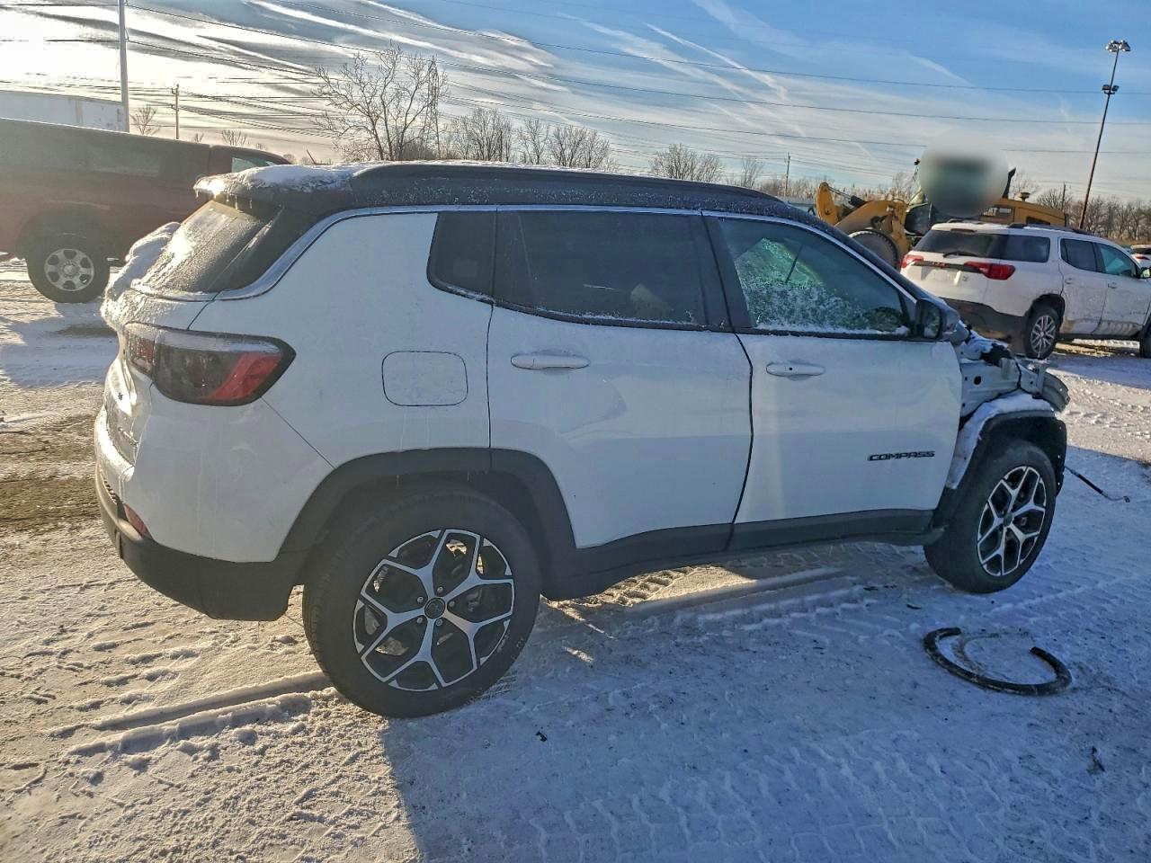 2025 Jeep Compass Limited - Фото 3