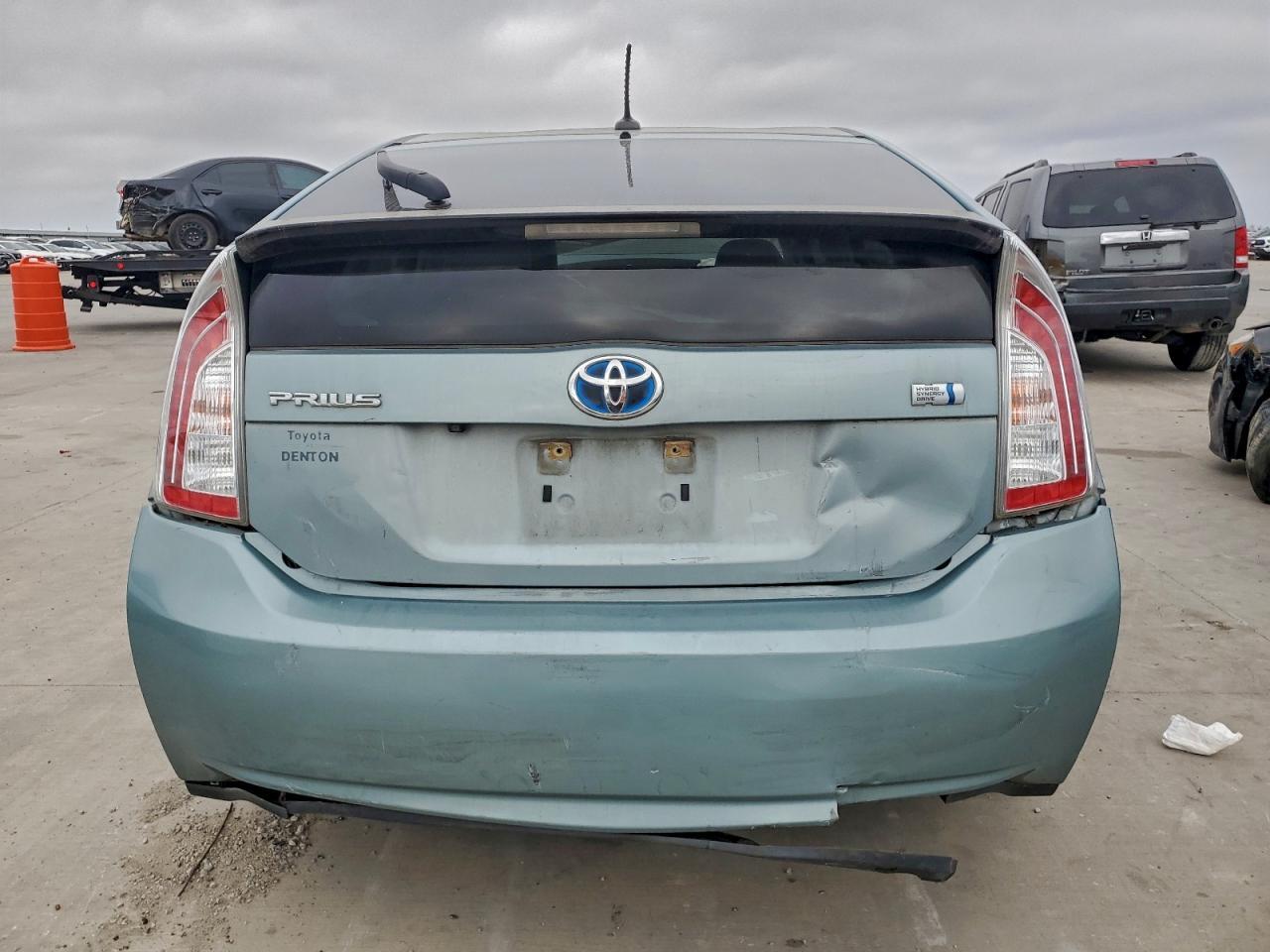 2015 Toyota Prius - Фото 6