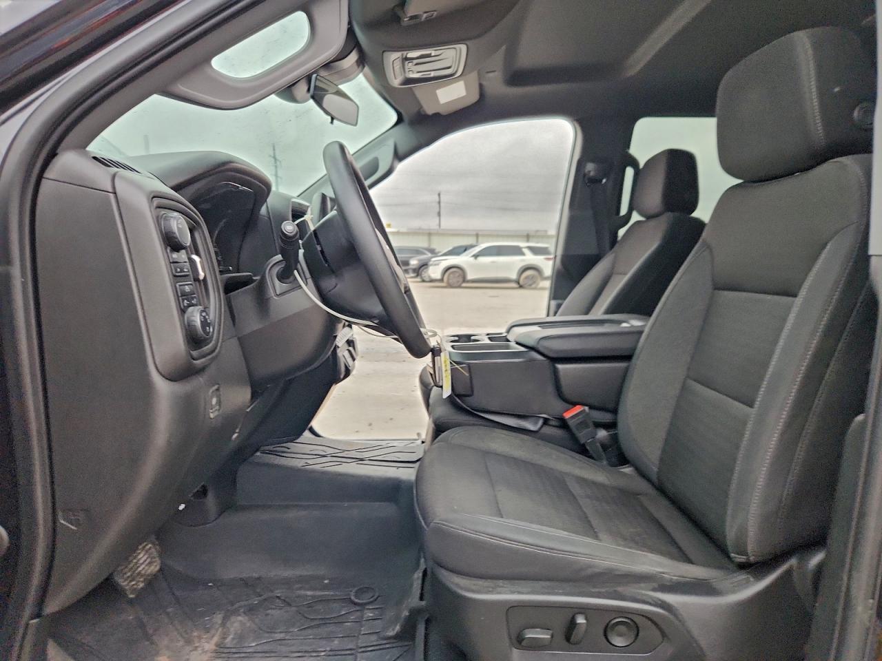 2023 Chevrolet Silverado K1500 Custom - Фото 7