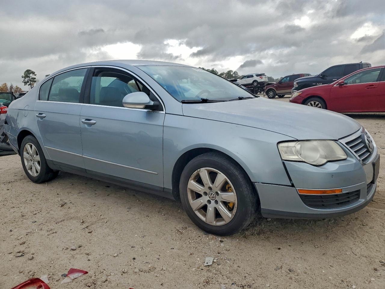 2007 Volkswagen Passat 2.0T - Фото 4