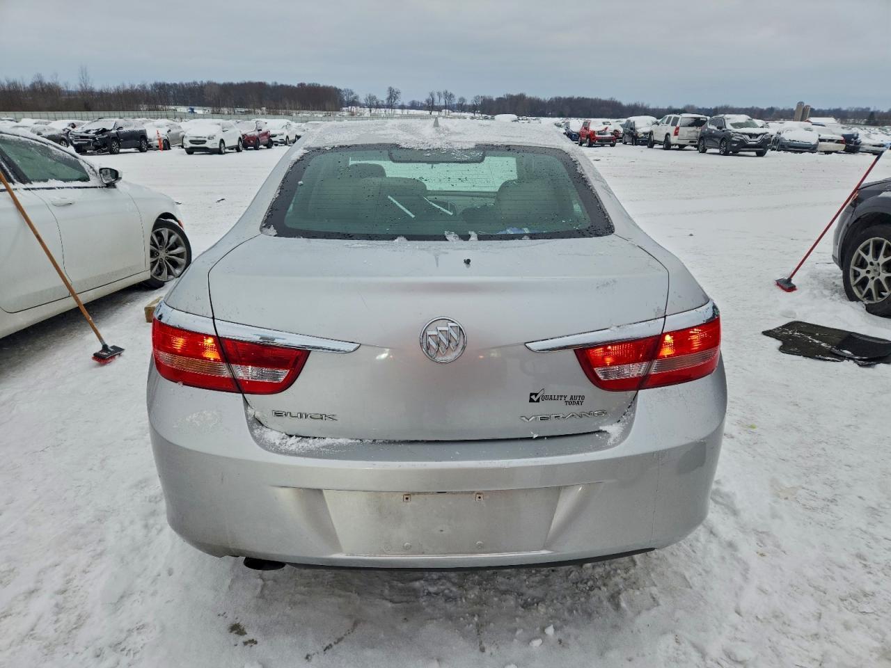 2014 Buick Verano - Image 6