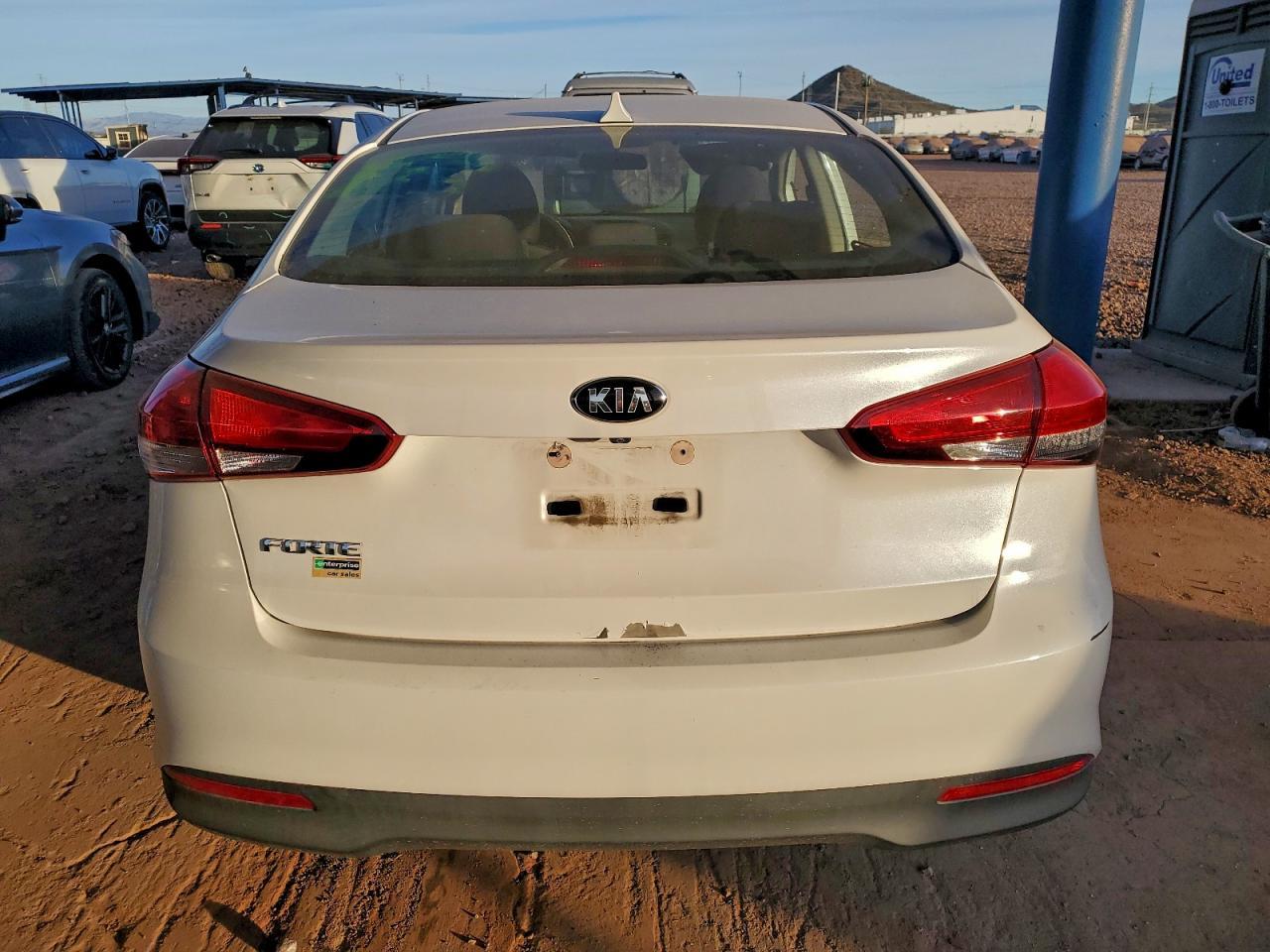 2017 Kia Forte Lx - Image 6