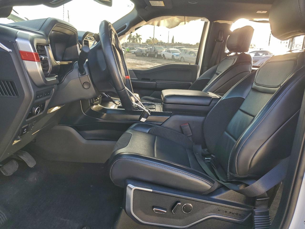 2023 Ford F150 Raptor - Фото 7