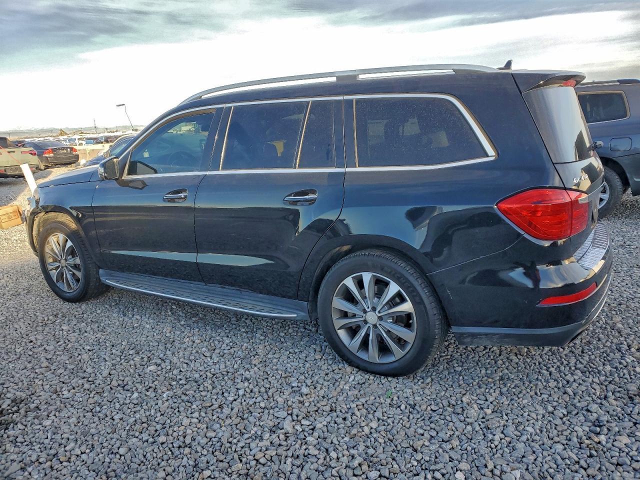 2016 Mercedes-Benz Gl 450 4Matic - Image 2