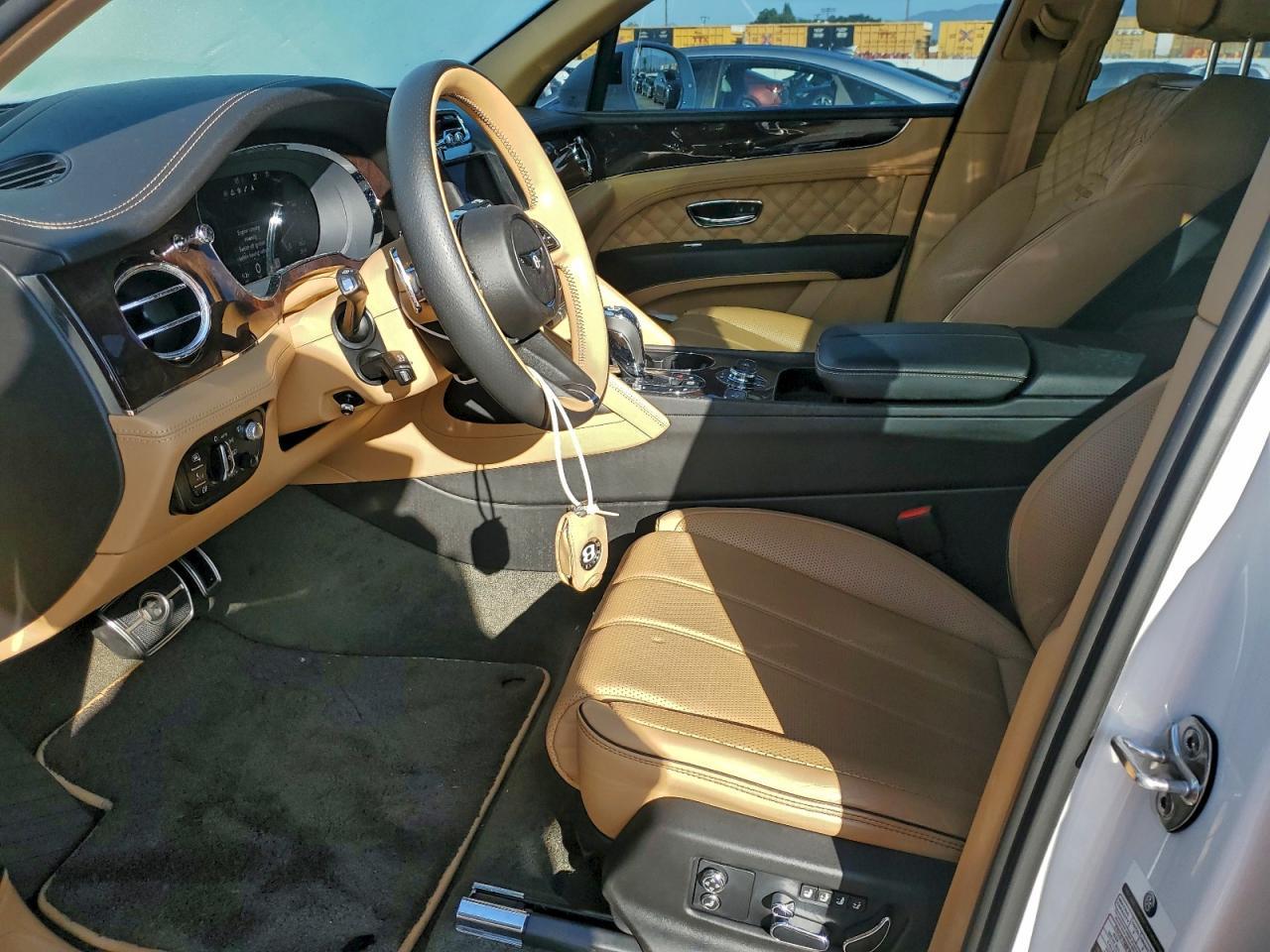 2022 Bentley Bentayga - Image 7