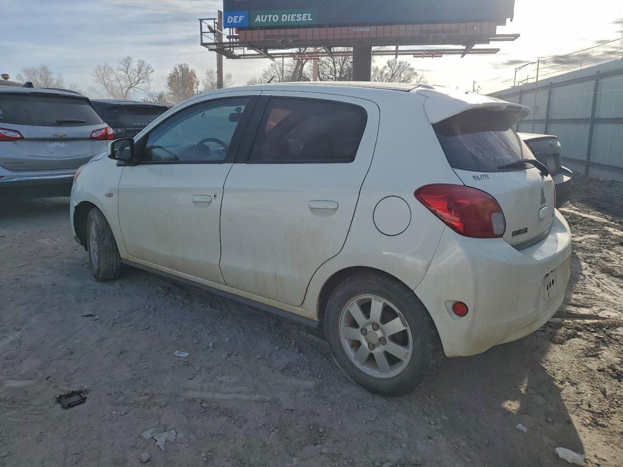 2014 Mitsubishi Mirage Es - Image 2