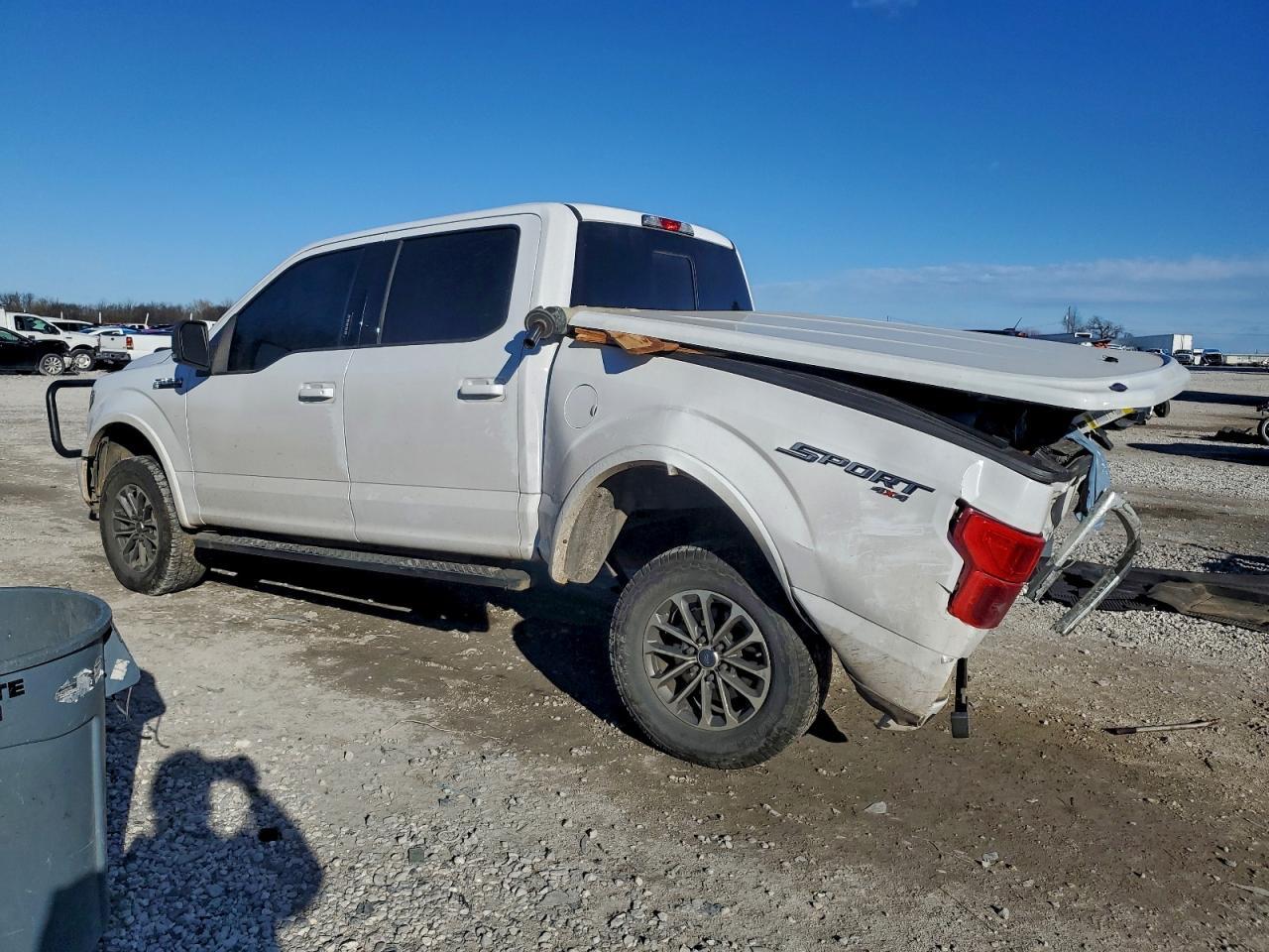 2018 Ford F150 Supercrew - Фото 2
