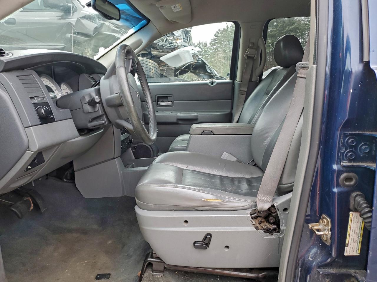 2006 Dodge Durango Limited - Image 7