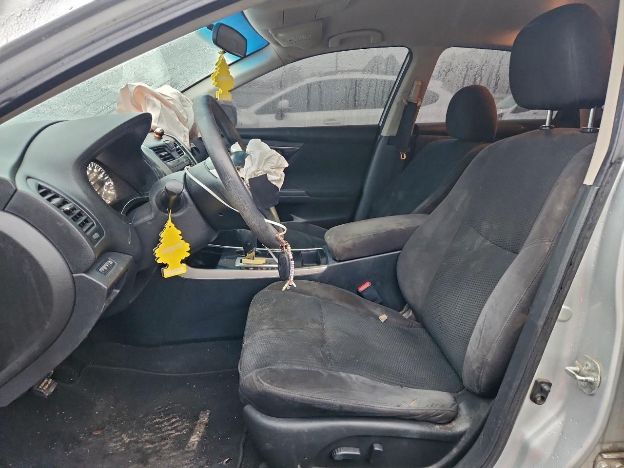 2014 Nissan Altima 2.5 - Image 7