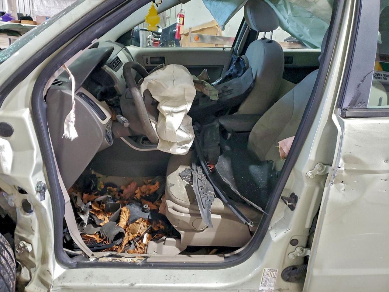 2010 Ford Focus S - Image 7