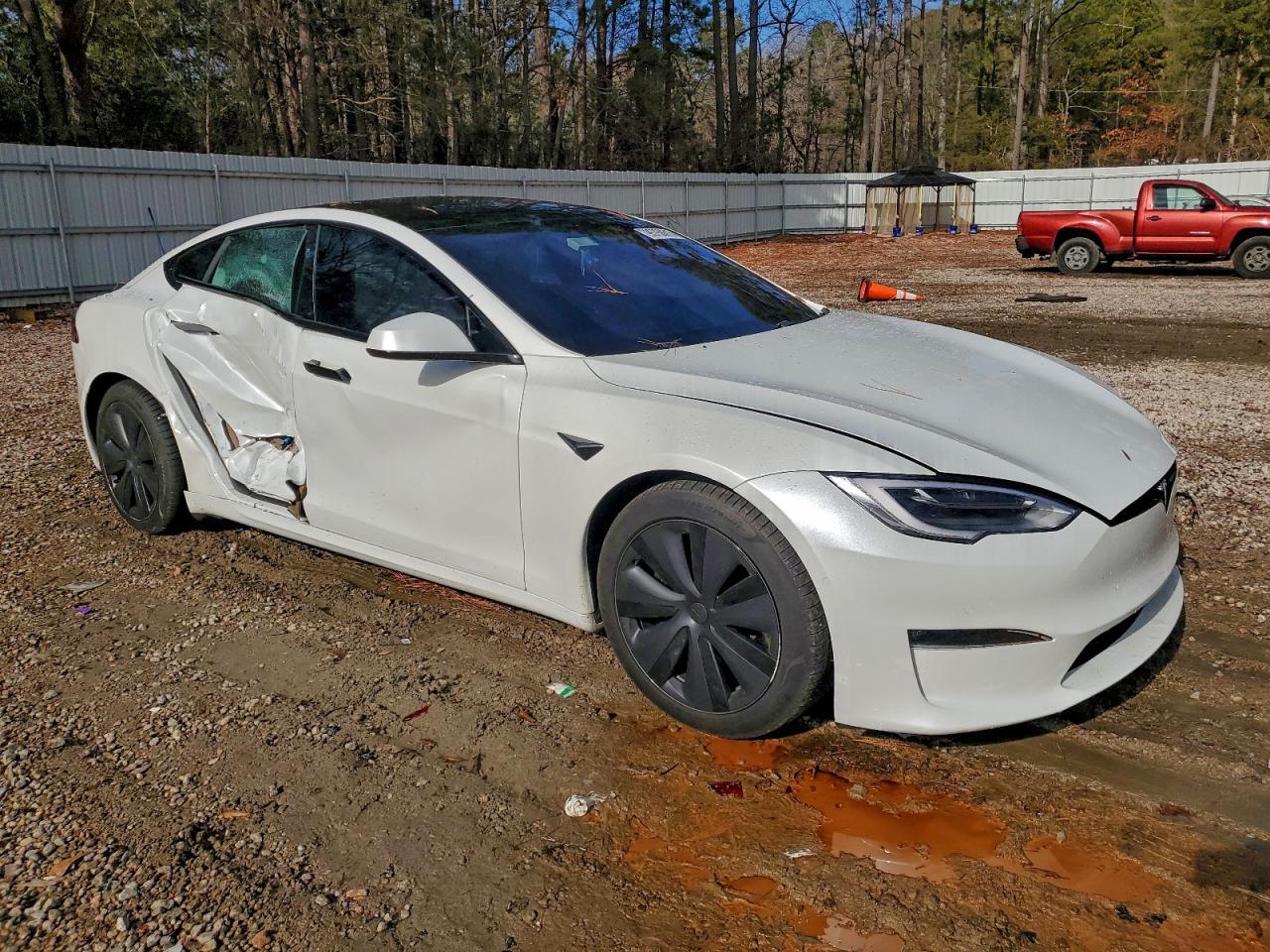 2022 Tesla Model S - Фото 4