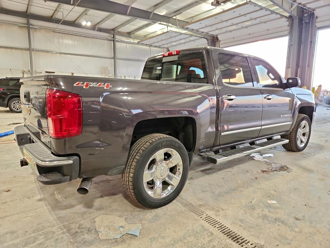 2016 Chevrolet Silverado K1500 Ltz - Image 3