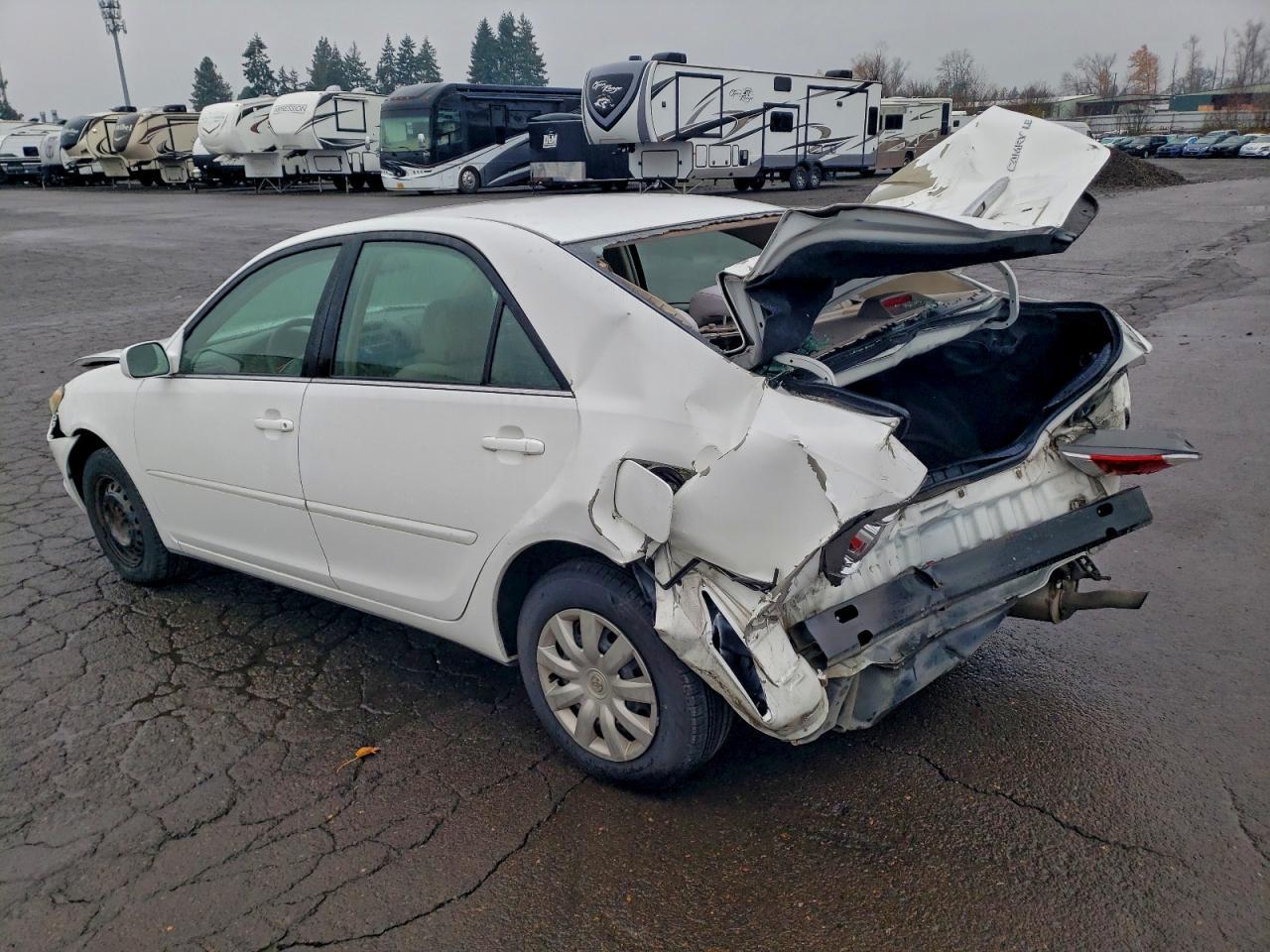 2005 Toyota Camry Le - Фото 2