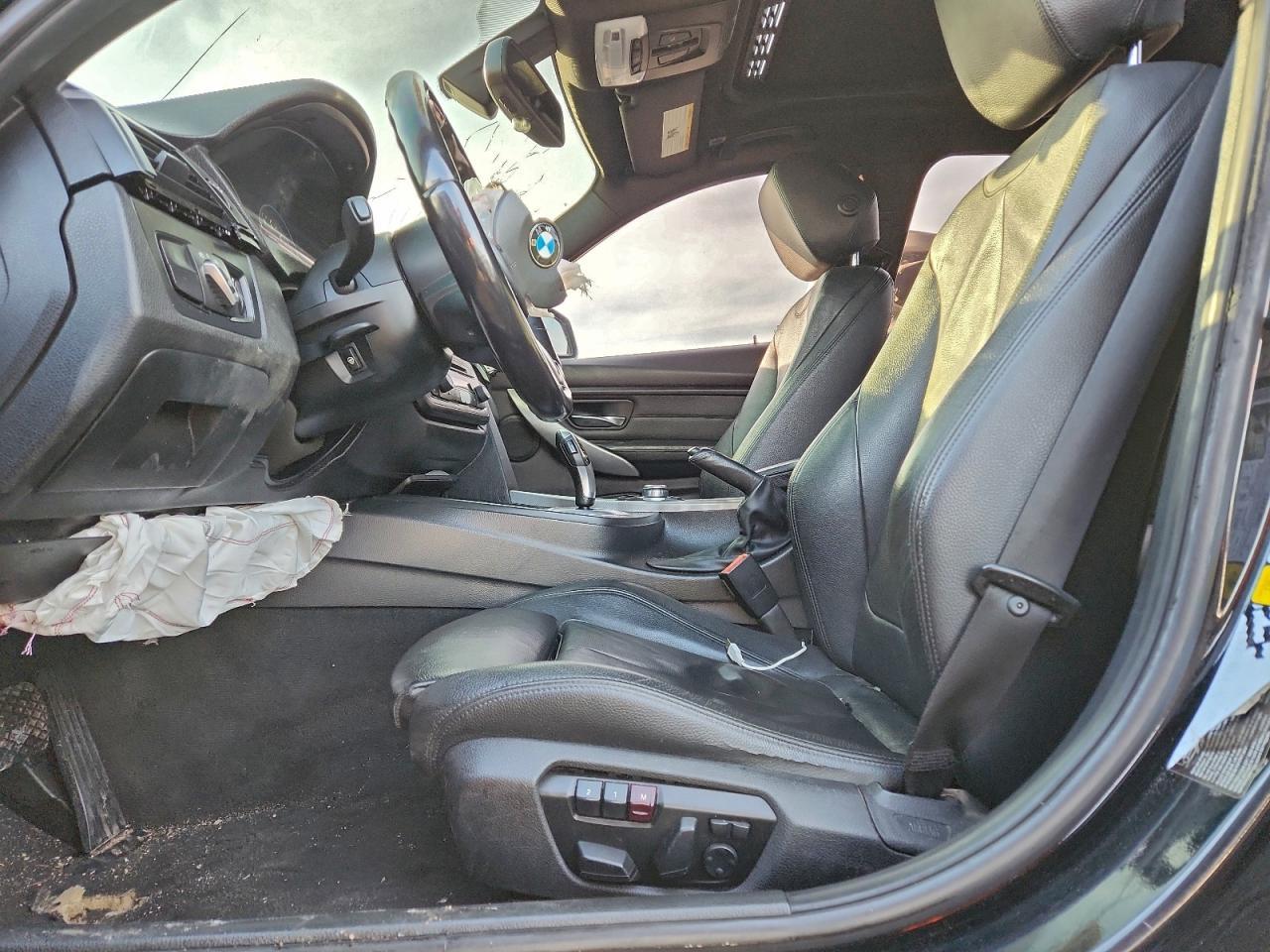 2013 BMW 335 Xi - Image 7