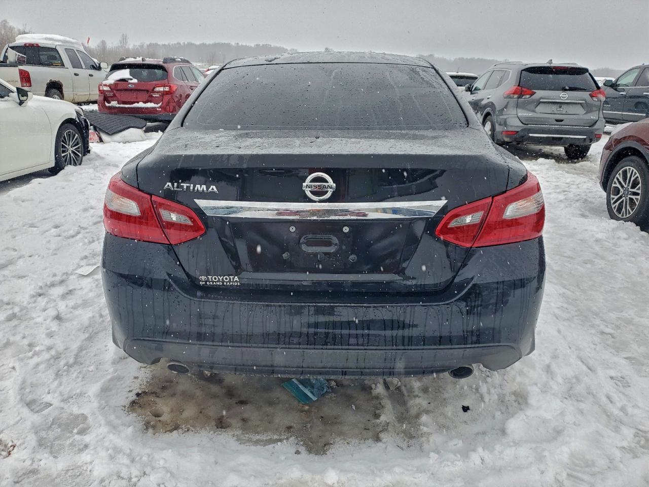 2018 Nissan Altima 2.5 - Image 6