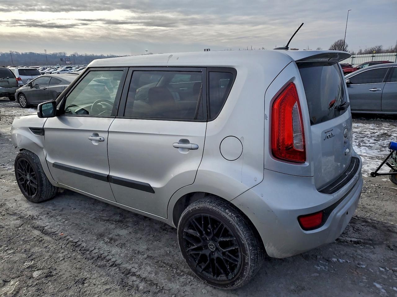2013 Kia Soul + - Фото 2