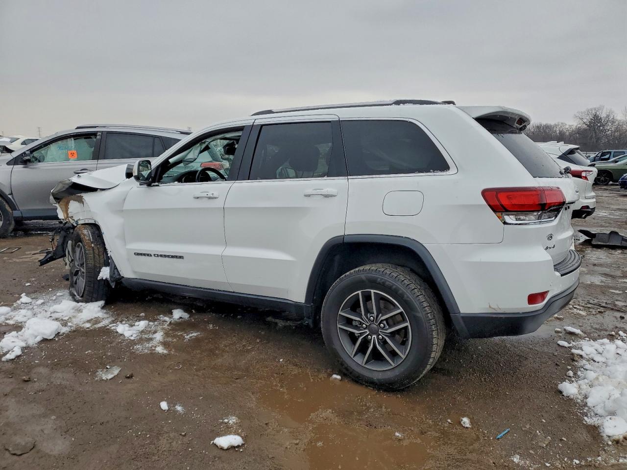2020 Jeep Grand Cherokee Laredo - Фото 2