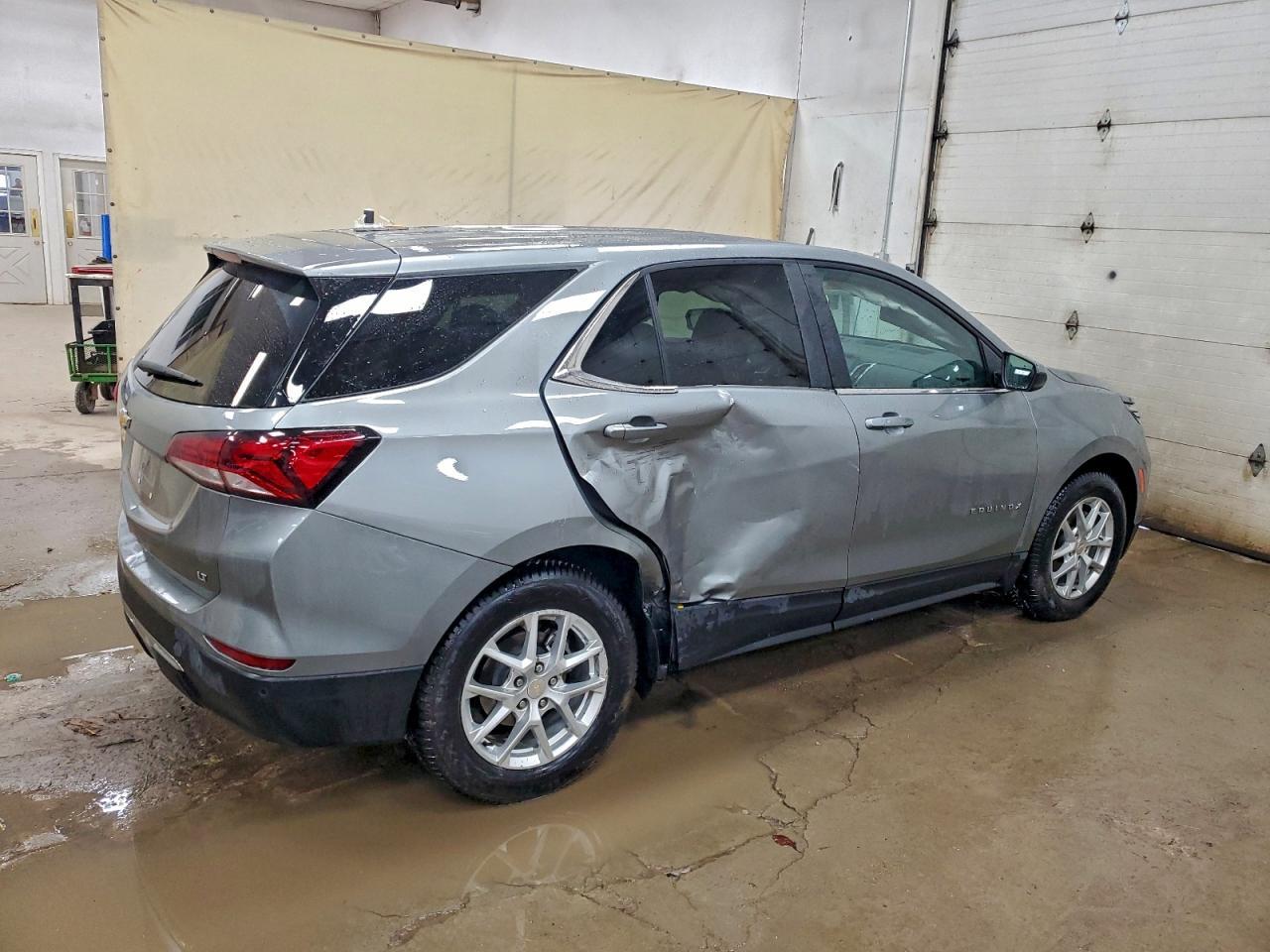 2023 Chevrolet Equinox Lt - Фото 3