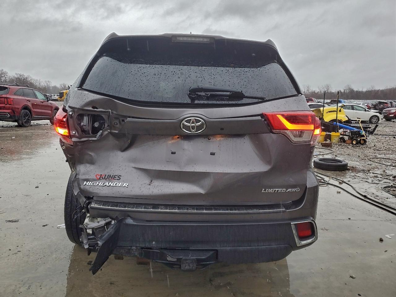 2019 Toyota Highlander - Фото 6