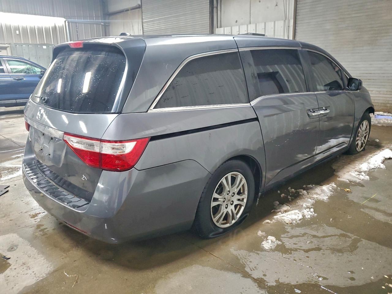 2013 Honda Odyssey Exl - Фото 3