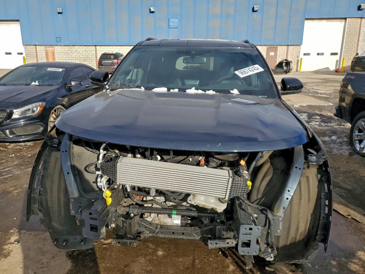 2023 Ford Explorer St - Фото 5