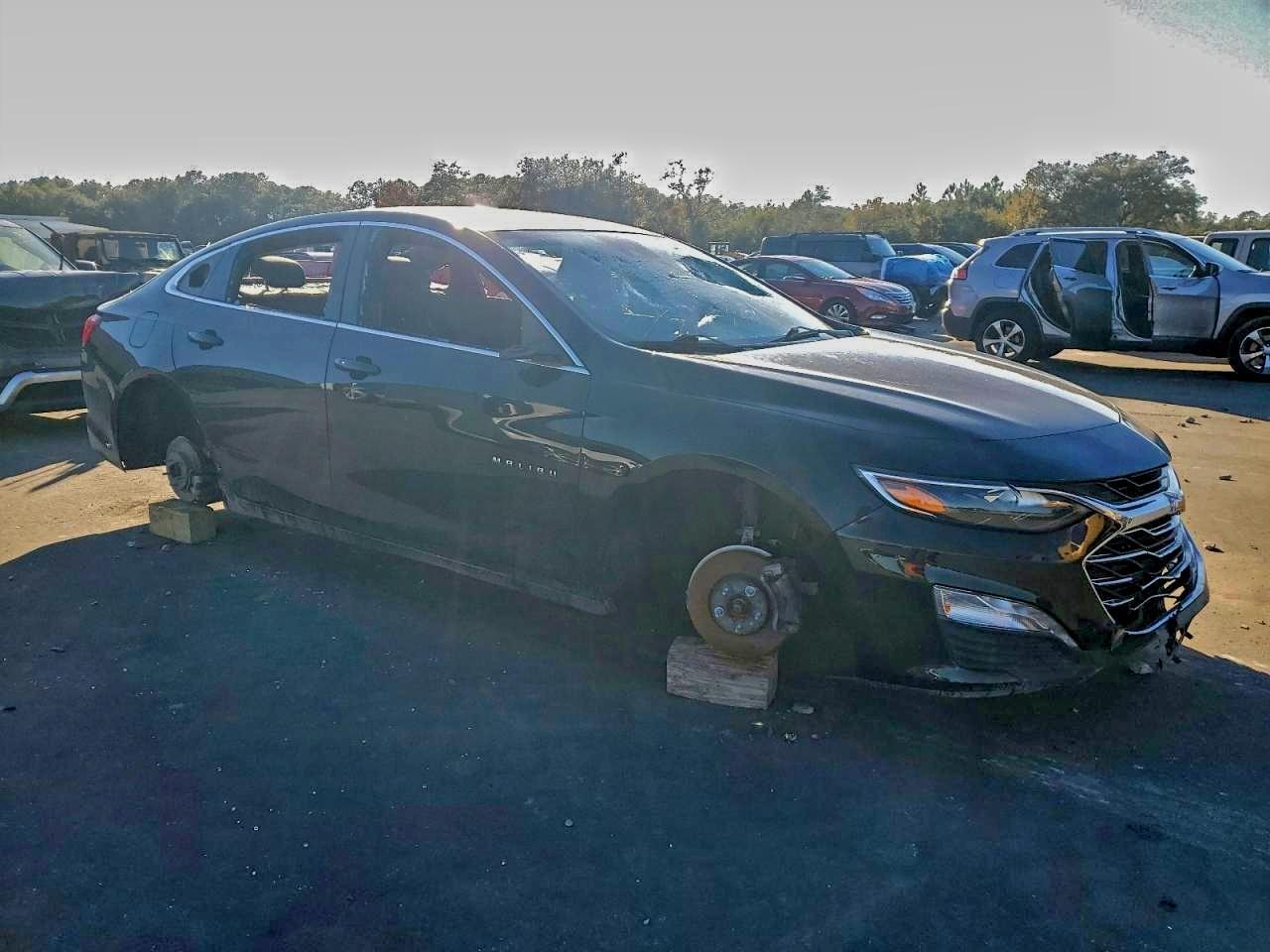 2023 Chevrolet Malibu Lt - Фото 4