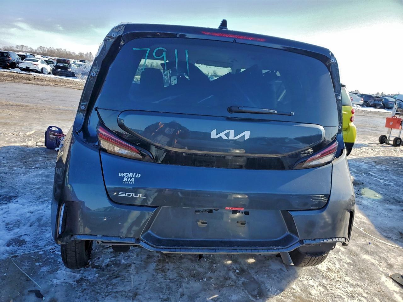 2025 Kia Soul Lx - Image 6
