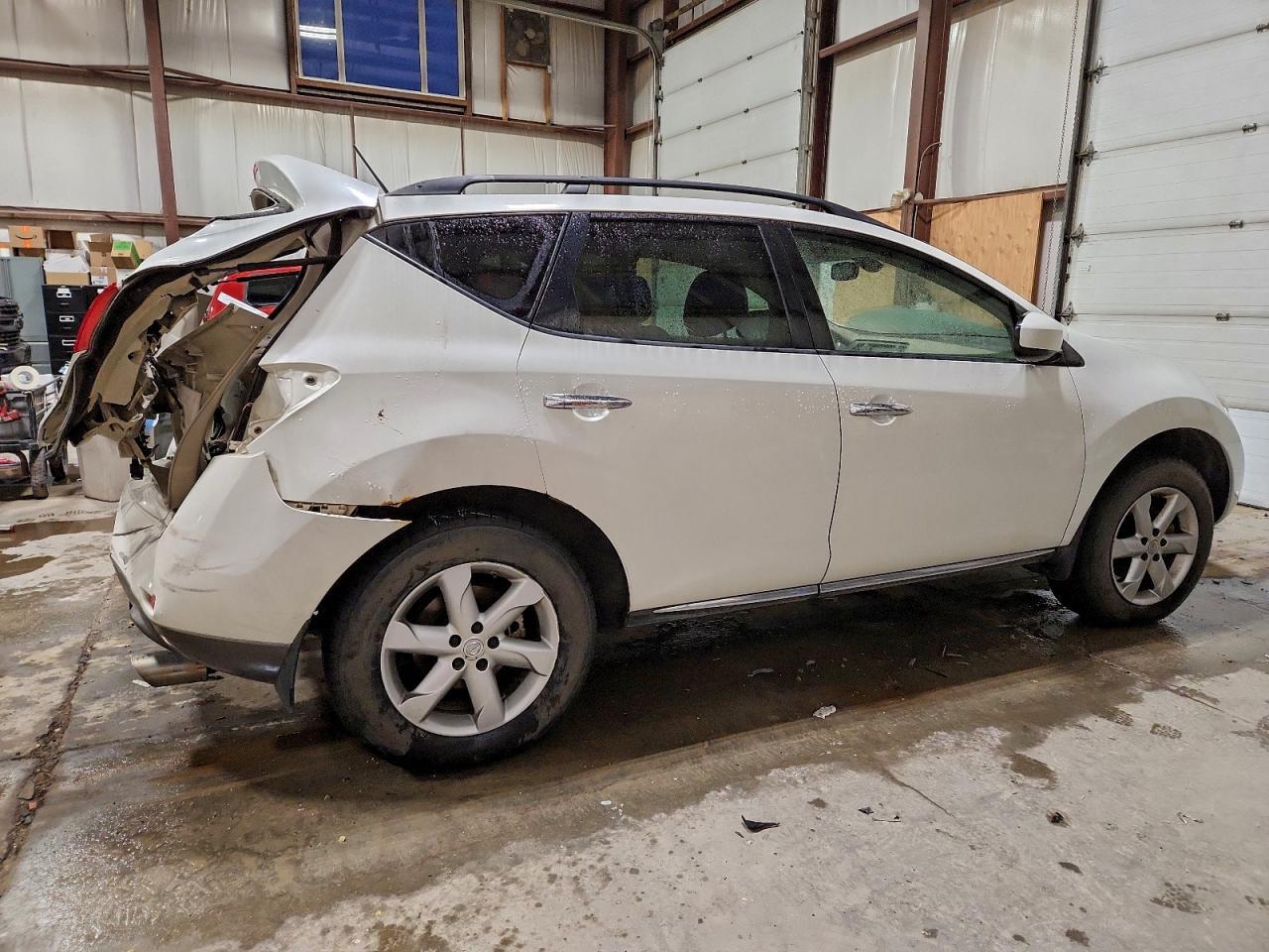 2010 Nissan Murano S - Фото 3