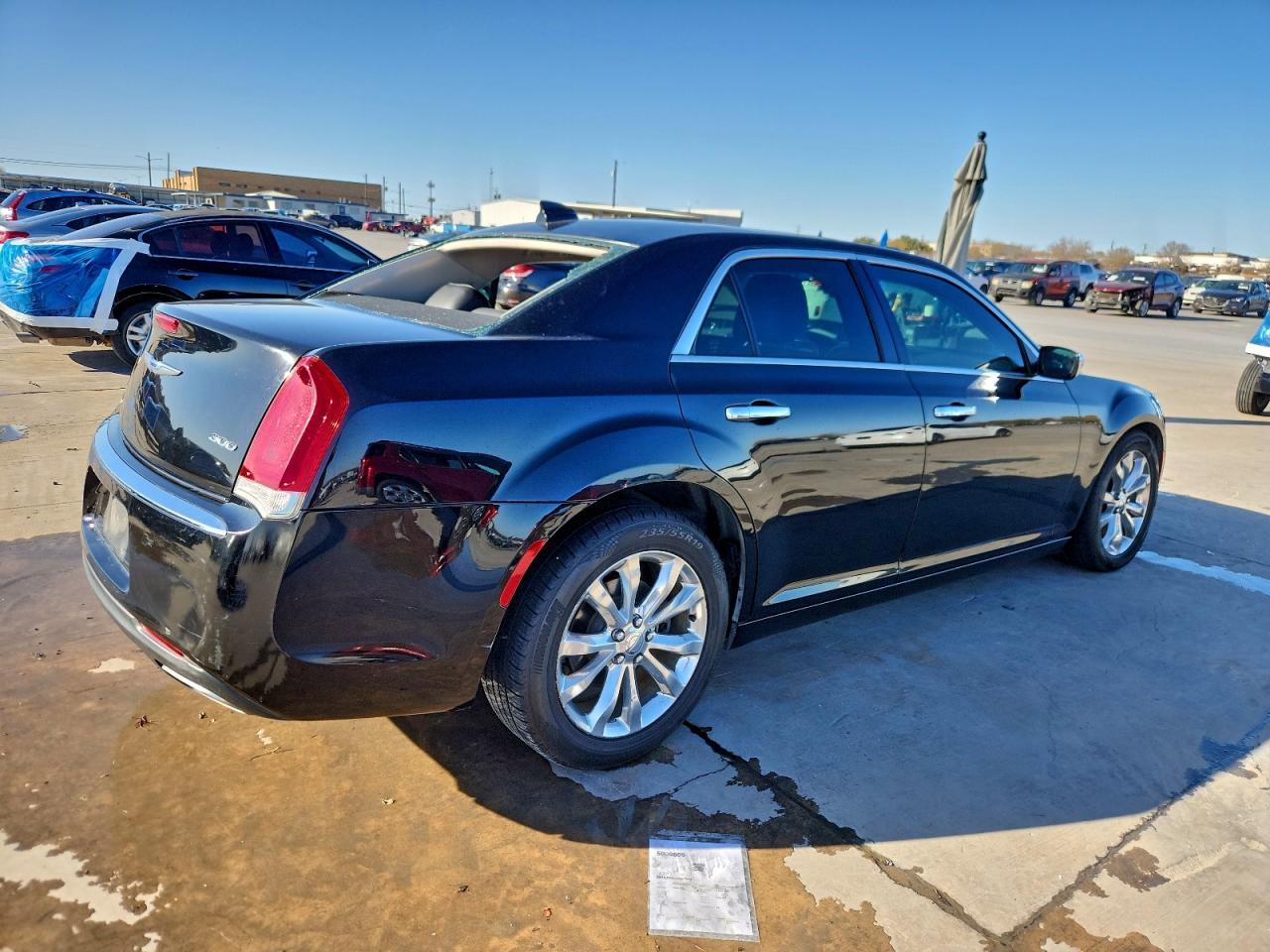 2018 Chrysler 300 Limited - Фото 3