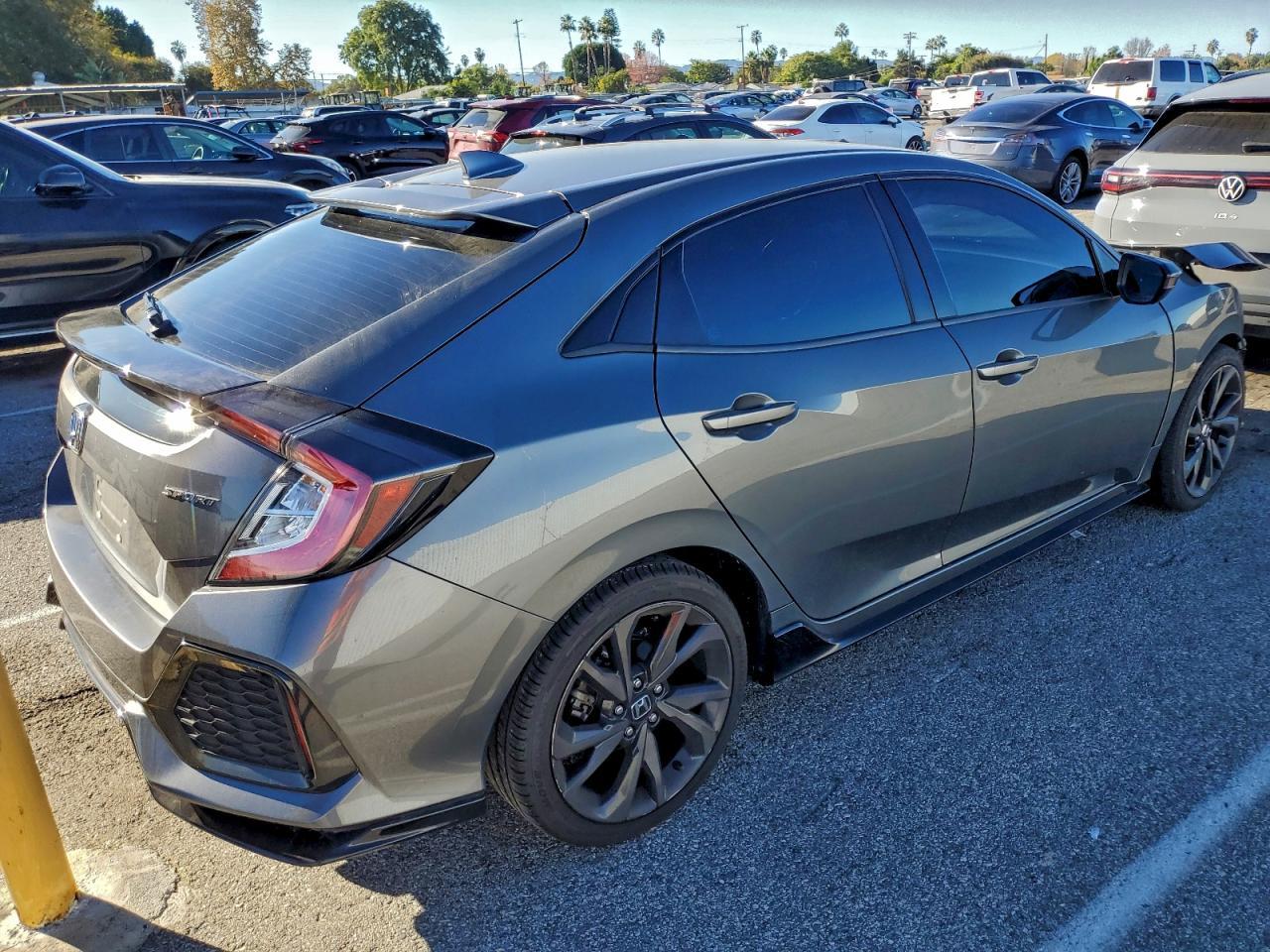 2017 Honda Civic Sport - Image 3