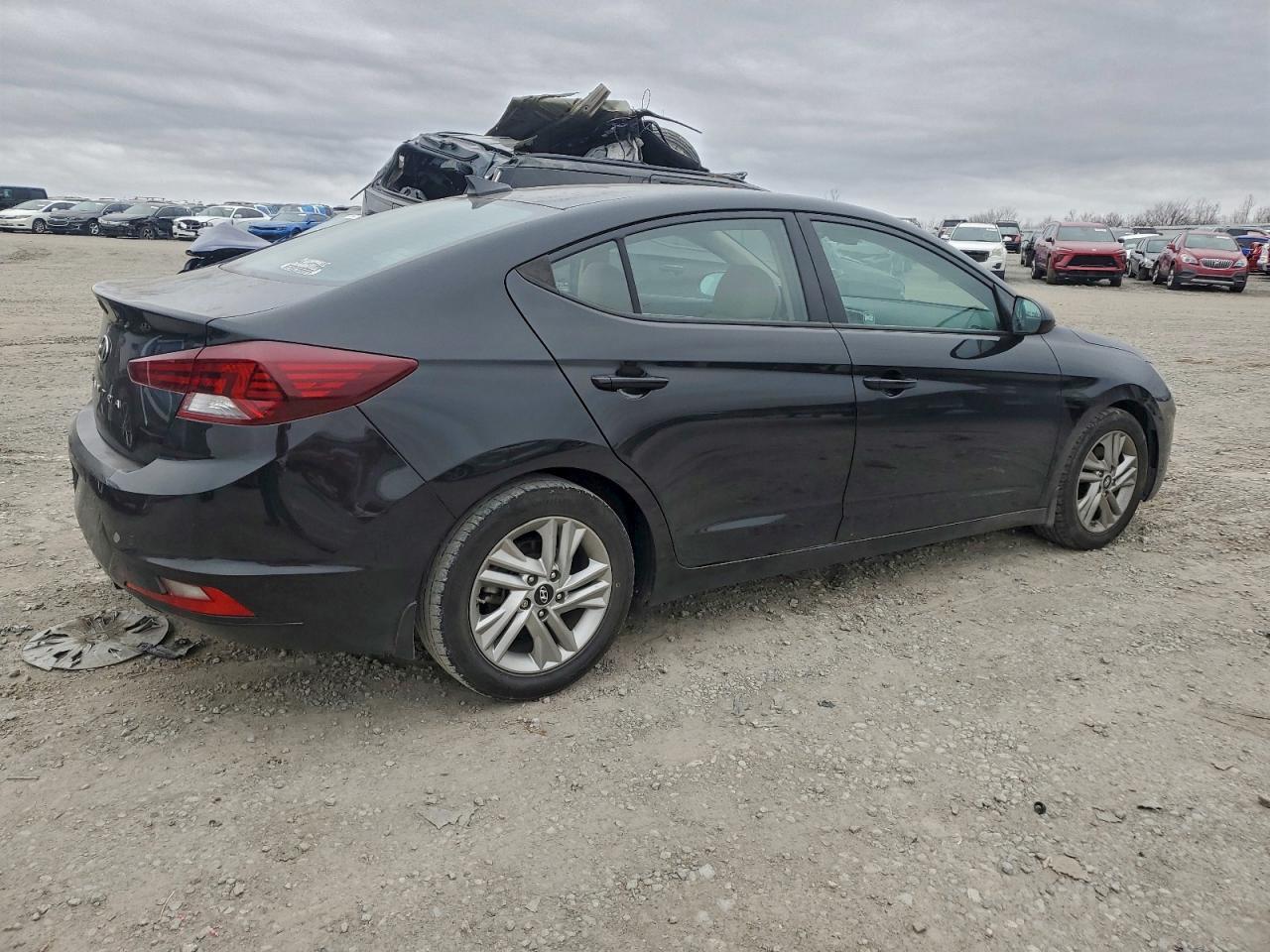 2020 Hyundai Elantra Sel - Фото 3