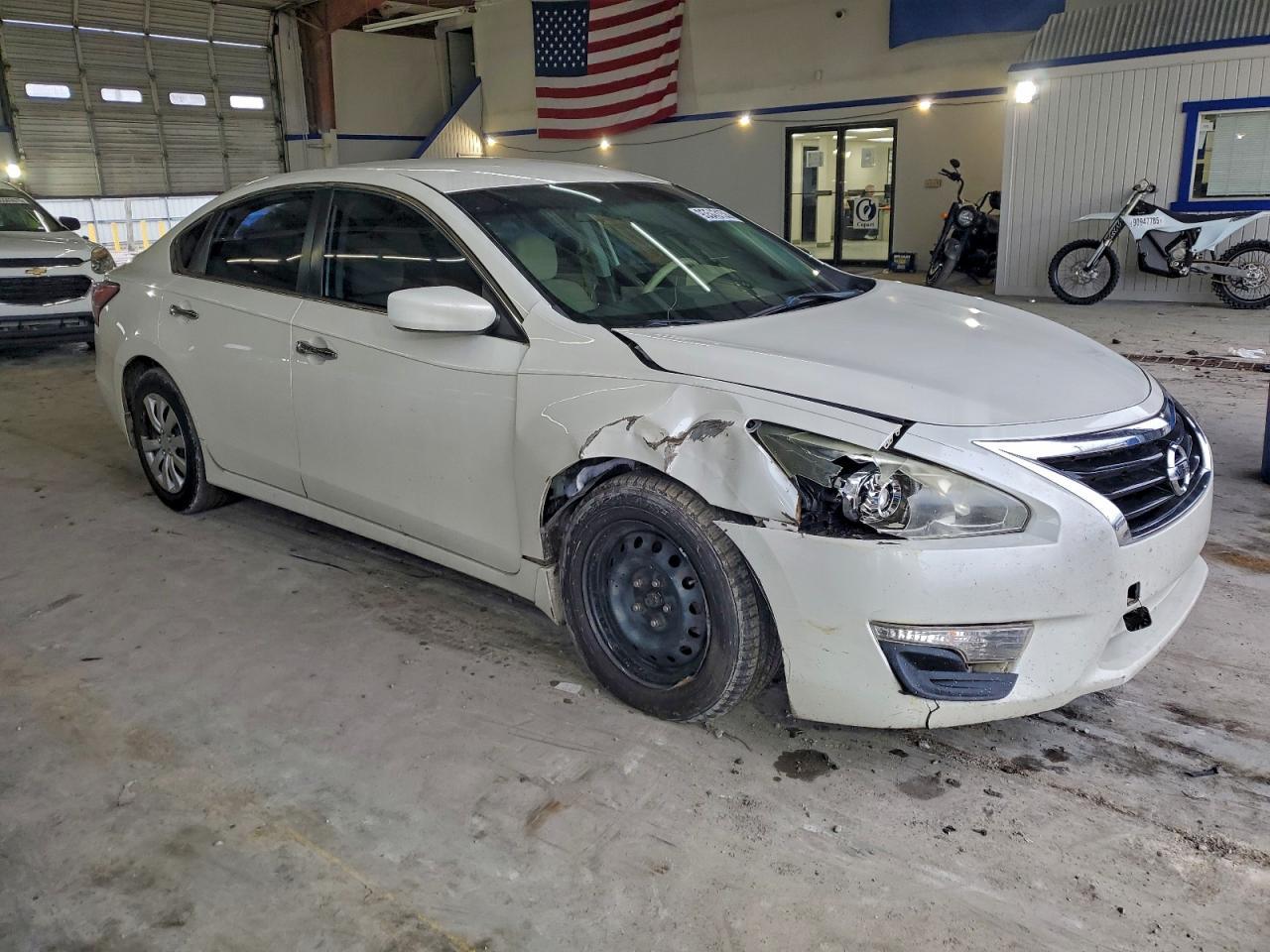 2015 Nissan Altima 2.5 - Image 4