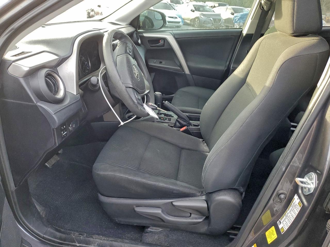 2017 Toyota Rav4 - Image 7