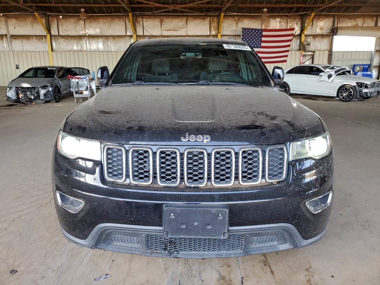 2017 Jeep Grand Cherokee Laredo - Фото 5