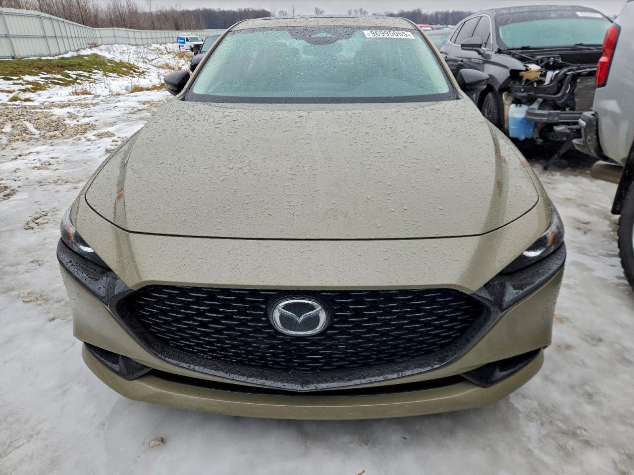 2025 Mazda 3 Carbon Turbo - Image 5
