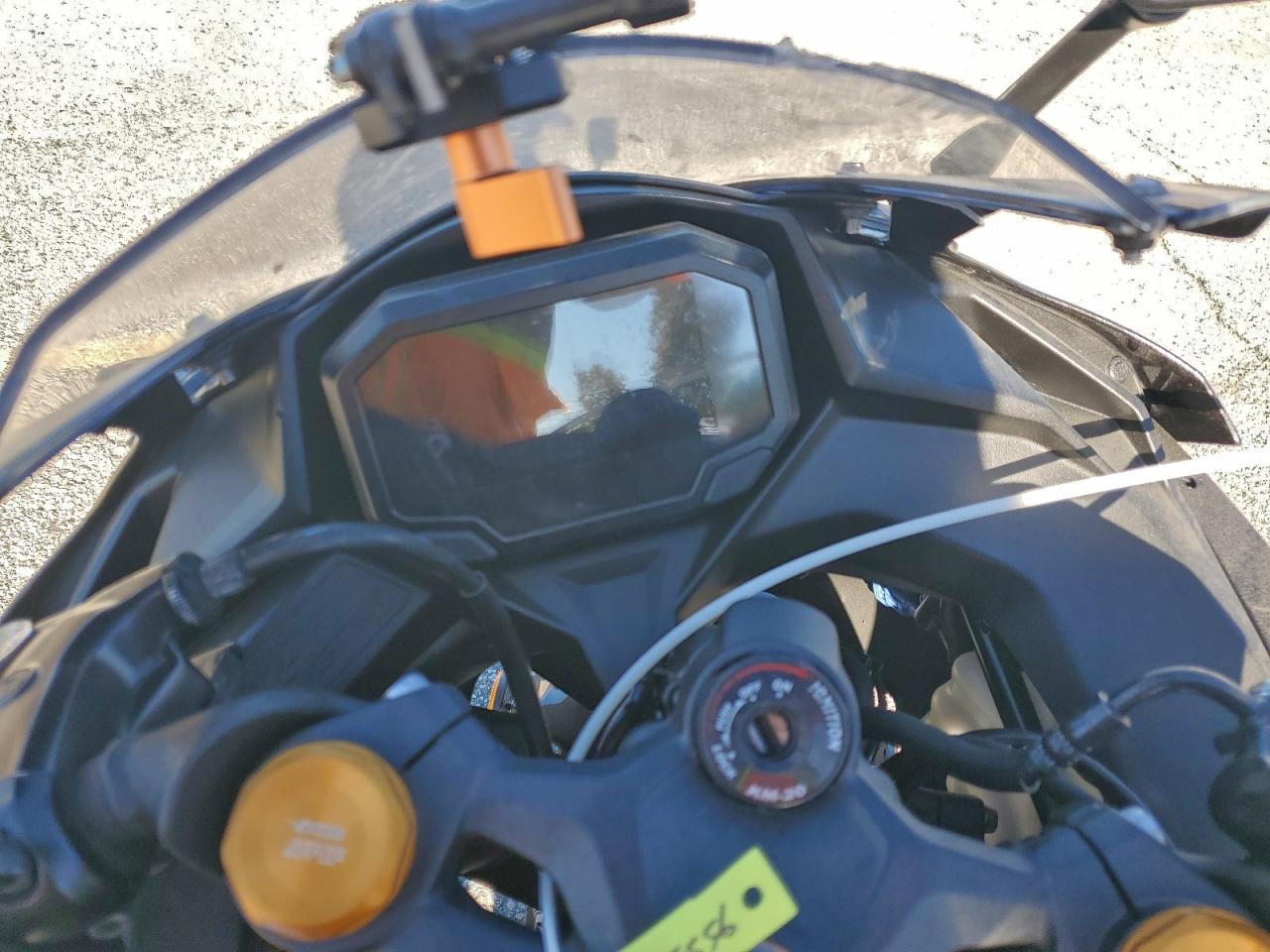 2025 Kawasaki Zx400 P - Фото 7