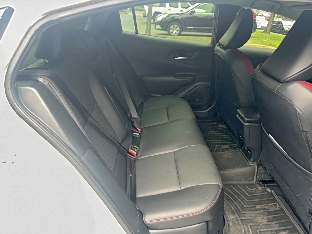 2024 Toyota Prius Prime Se - Фото 6