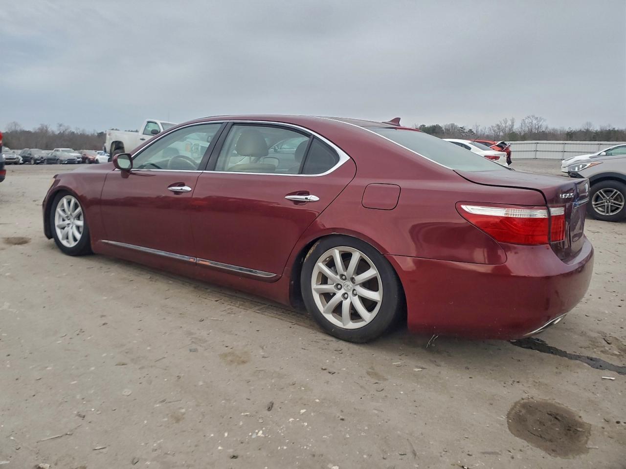 2007 Lexus Ls 460L - Image 2