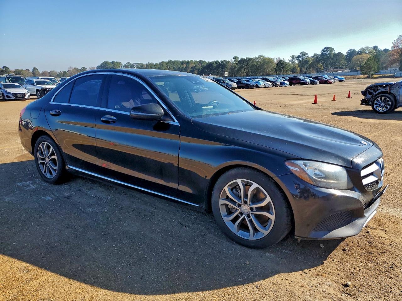 2016 Mercedes-Benz C 300 - Фото 4