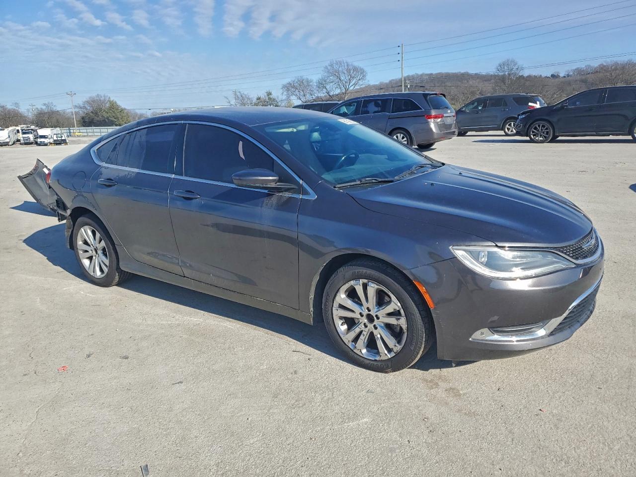 2015 Chrysler 200 Limited - Фото 4