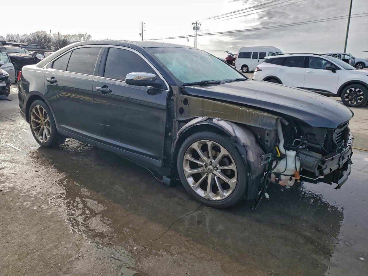 2013 Ford Taurus Limited - Фото 4