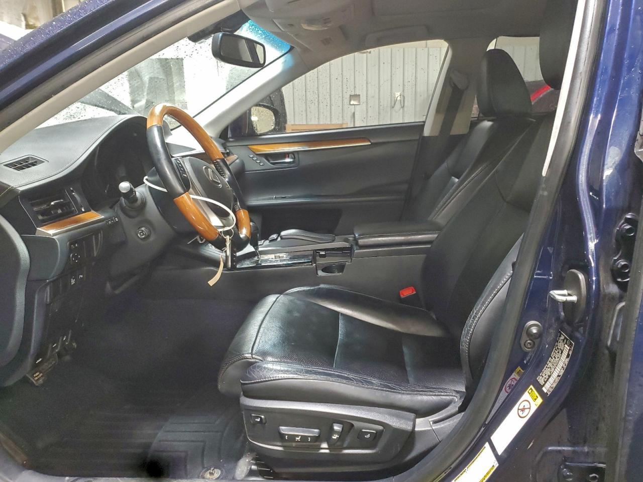 2013 Lexus Es 300H - Image 7