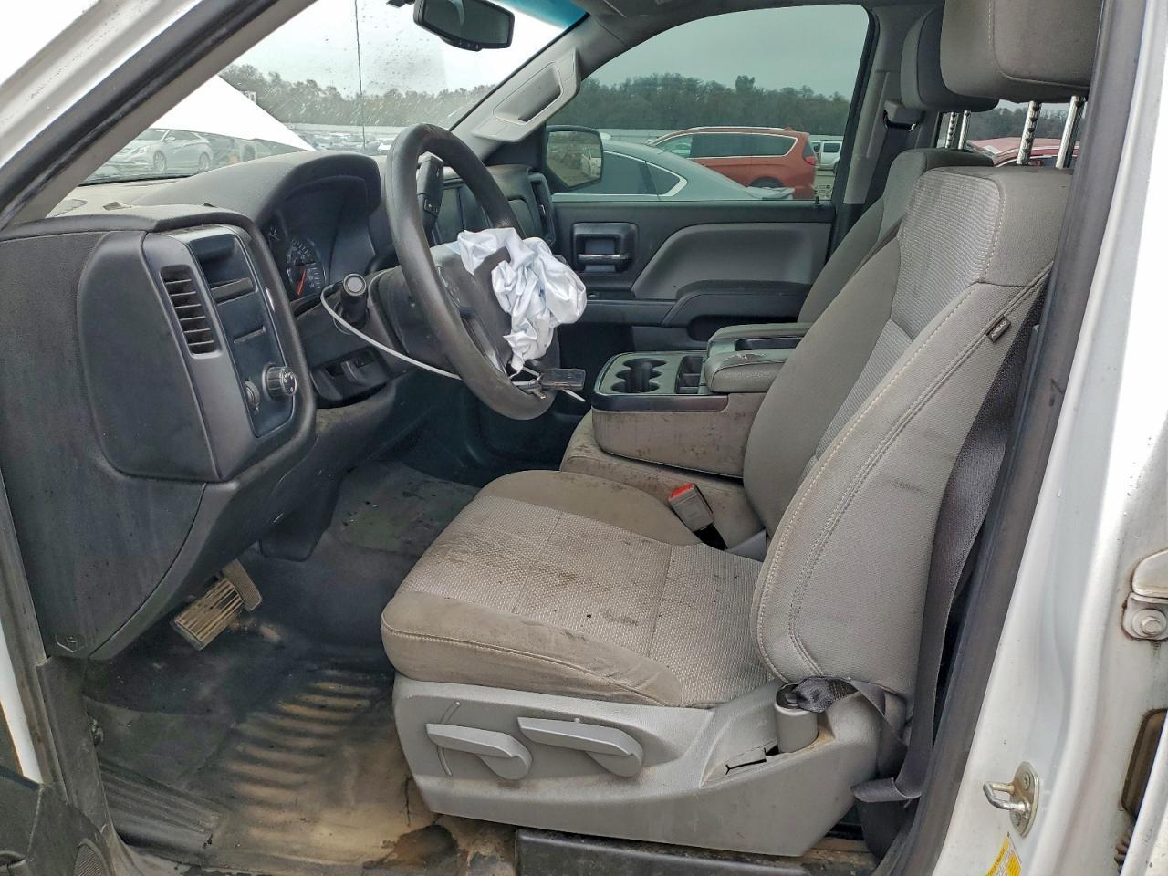 2018 Chevrolet Silverado C1500 - Image 7