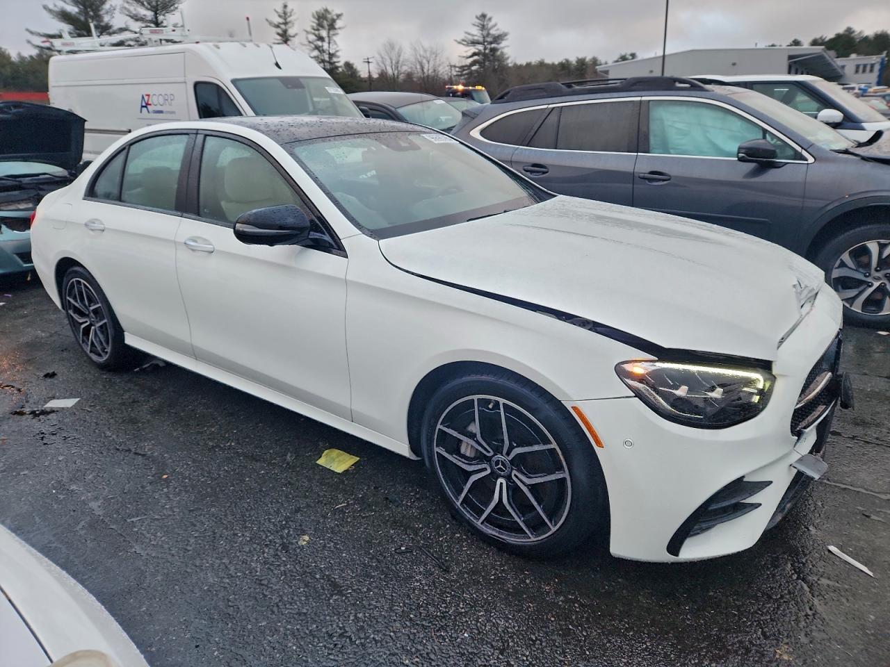 2023 Mercedes-Benz E 350 - Фото 4