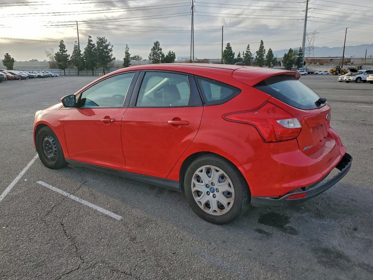 2012 Ford Focus Se - Фото 2