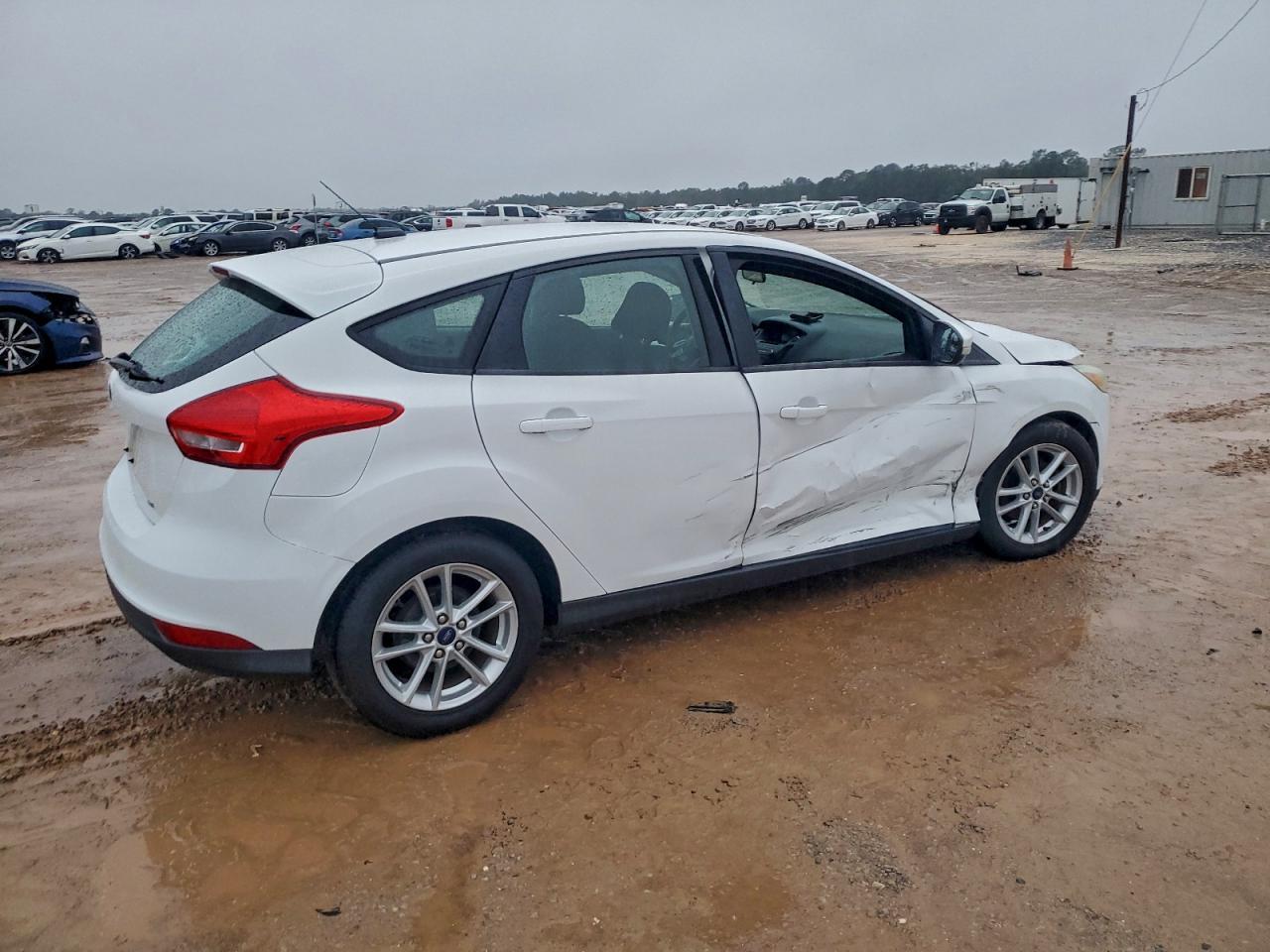 2015 Ford Focus Se - Фото 3