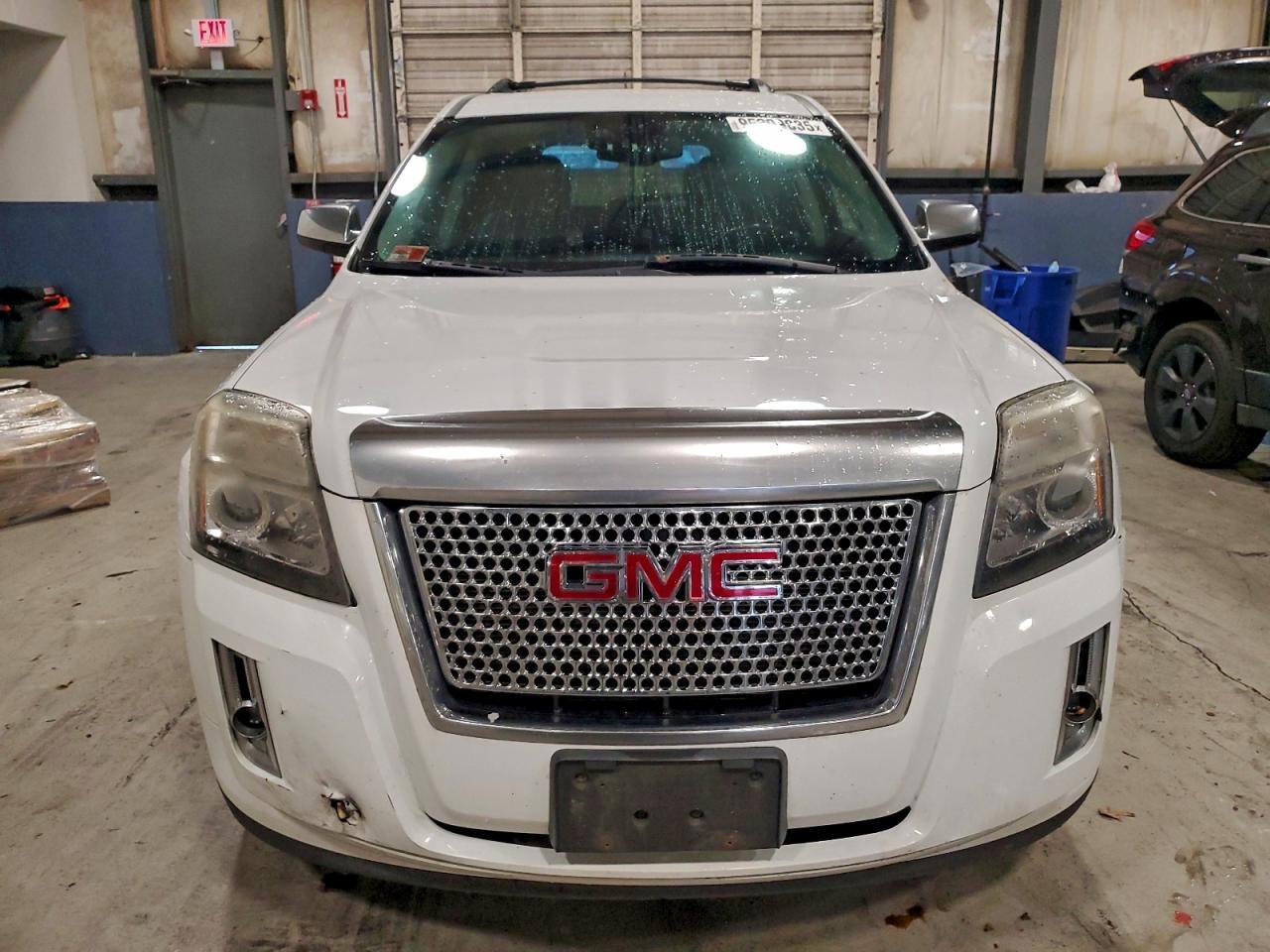 2013 GMC Terrain - Image 5
