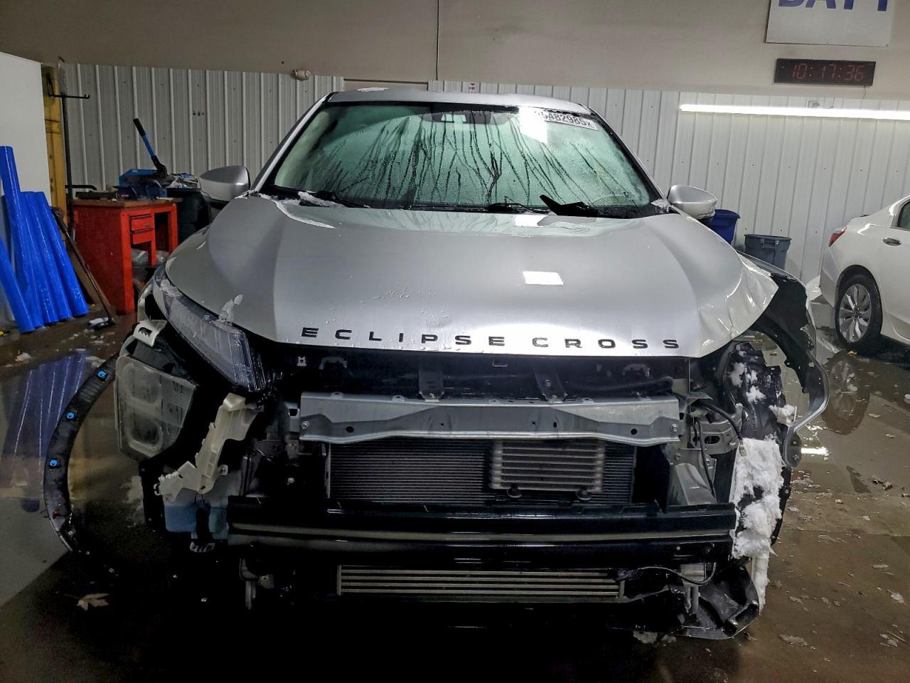 2023 Mitsubishi Eclipse Cross Es - Image 5