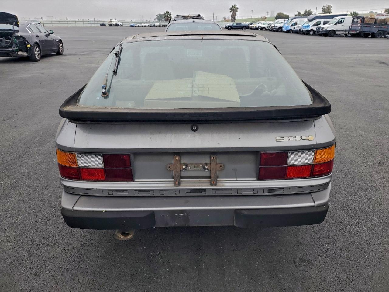 1985 Porsche 944 - Image 6