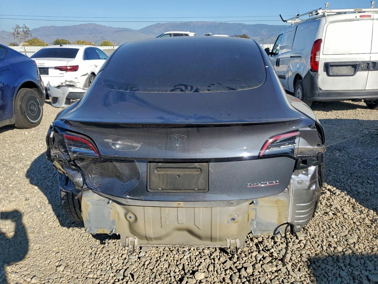 2022 Tesla Model 3 - Image 6